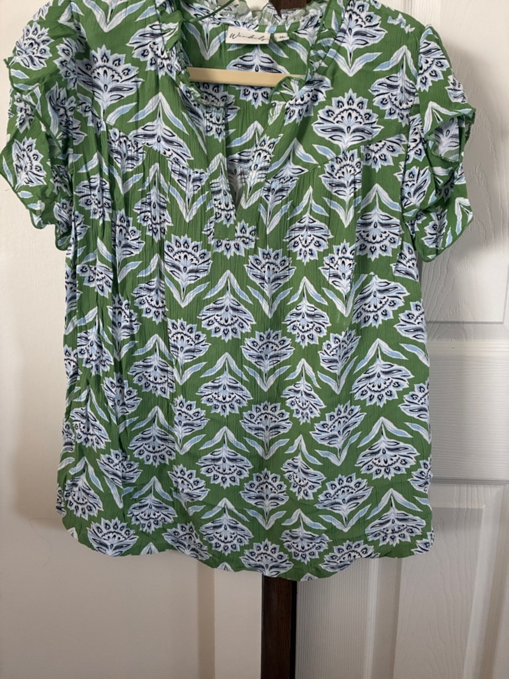 Wonderly Green Floral-Print Short Sleeve Blouse